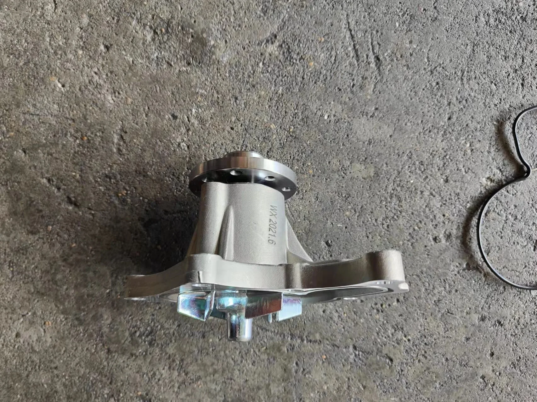 High Quality Factory Price For JAC HFC1040 Truck Spare Parts High Pressure Water Pump 4DA1-1