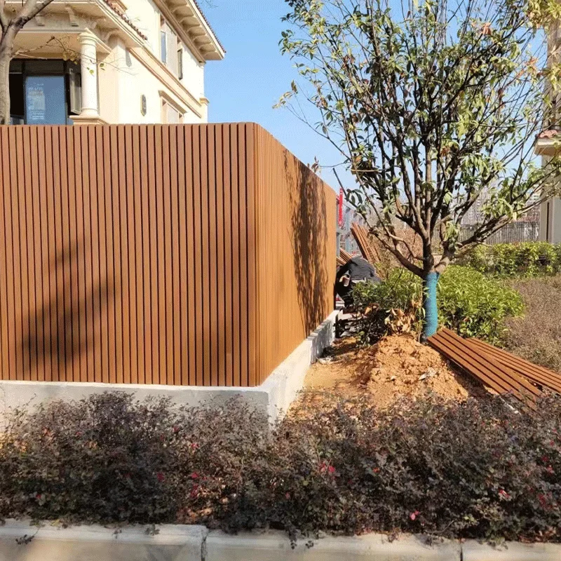 Multifunctional boards composite fencing wpc fence gate for wholesales