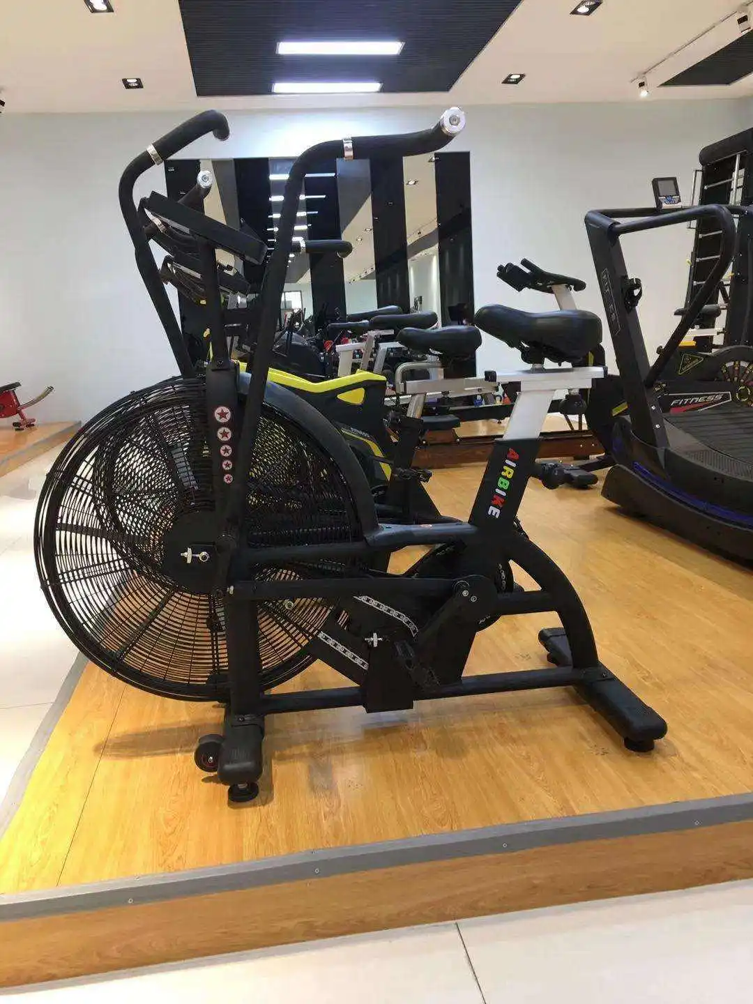 Manufacturer Fitness Equipment Body Building Upright Air Electric Bike Air Row Machine Mechanism