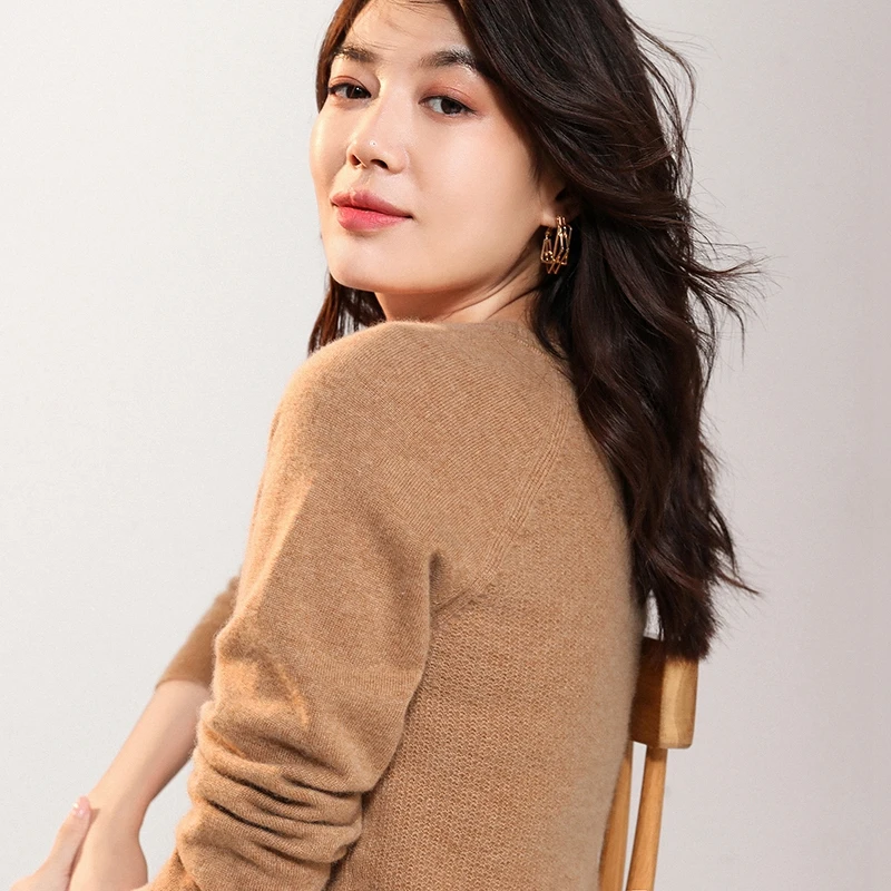 2020 Custom Soft Warm Winter Women Loose Round Neck Ladies 35% Cashmere 65% Merino Wool Sweater