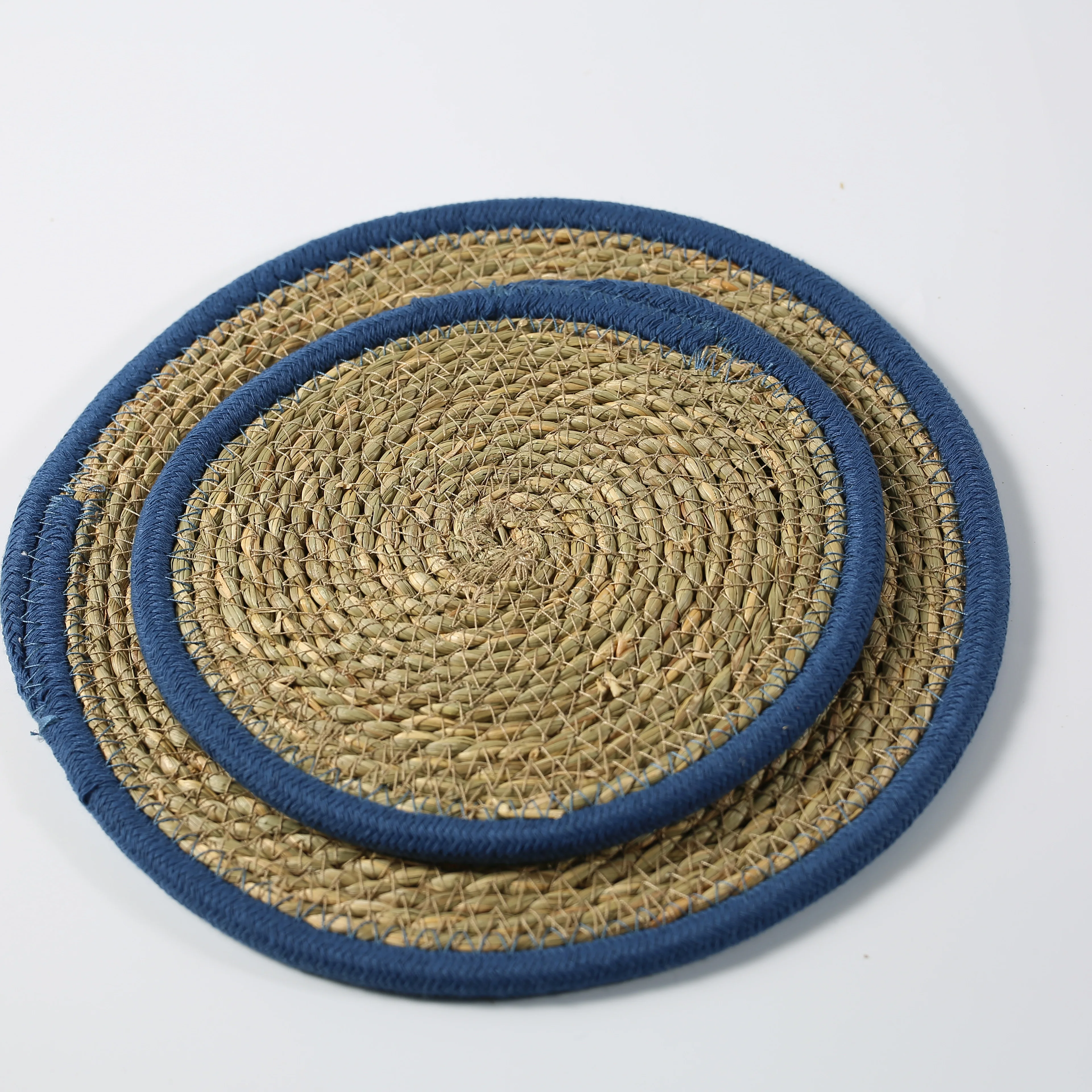 Tabletex Water Hyacinth Straw Braided Handmade Placemats Round Woven Placemats Natural Wicker Place mat