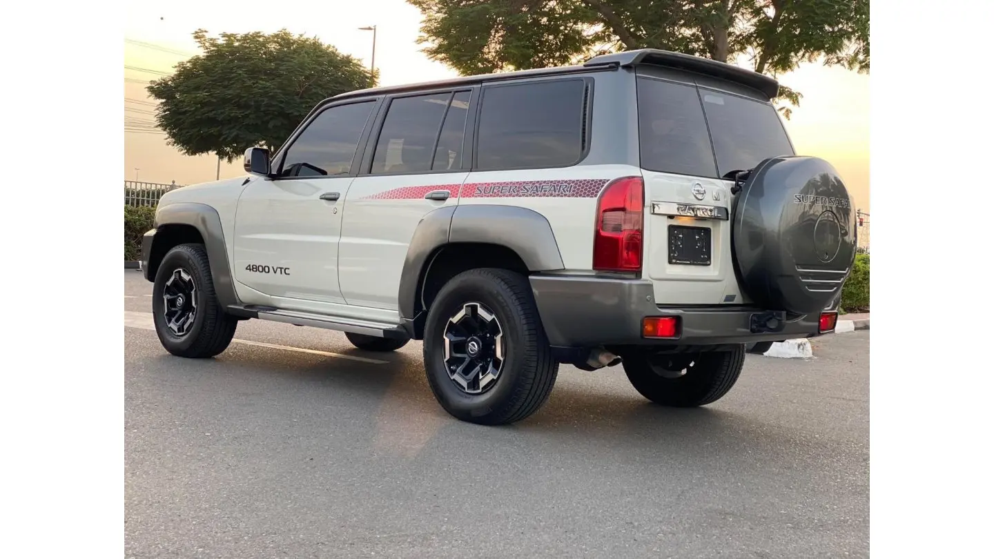 Low Mileage Luxury Used Nissan Patrol Safari 2021 Mode Year GCC Specs cars   and Ready to  go