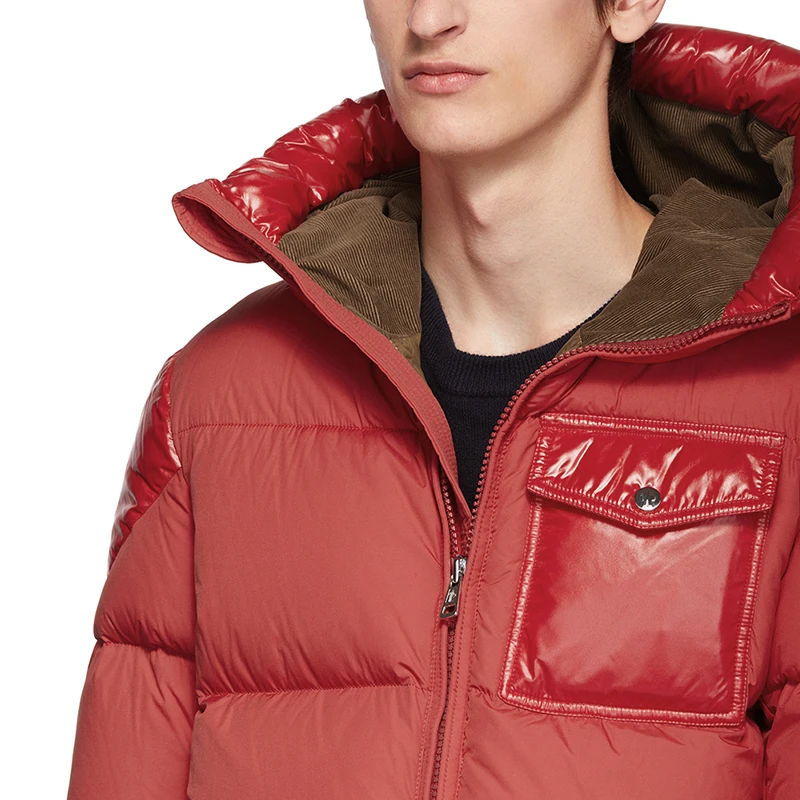 Custom Logo and Brand High Quality Hooded Puffer Quiled Cotton Side Pcokets Zipper Closure Slim Short Length Men Winter Coat