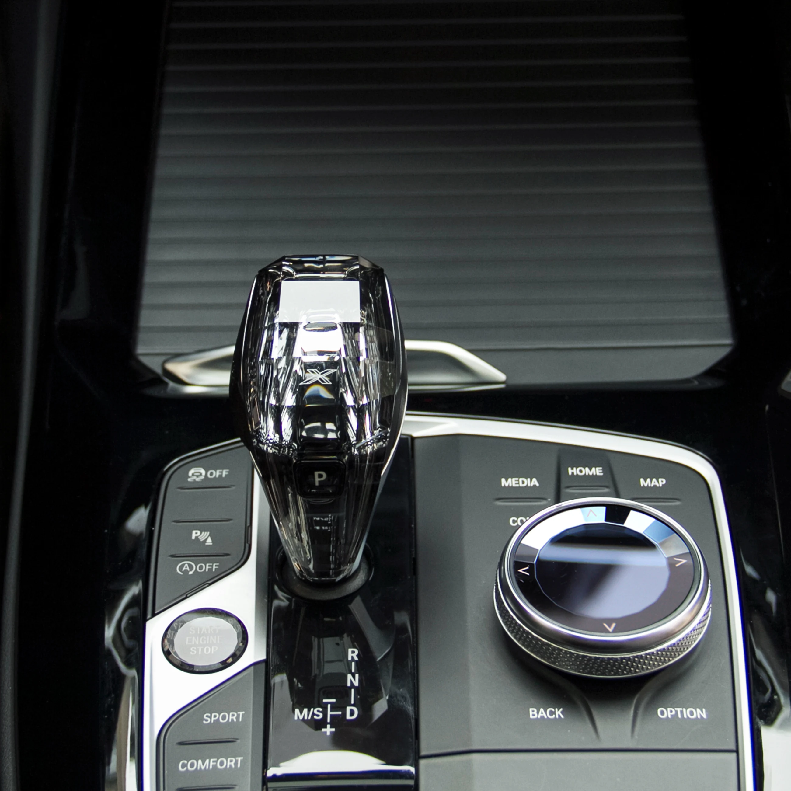 Wholesales Car Interior Accessories Crystal Gear Shift Knob For Bmw X Series G08  2018-2021