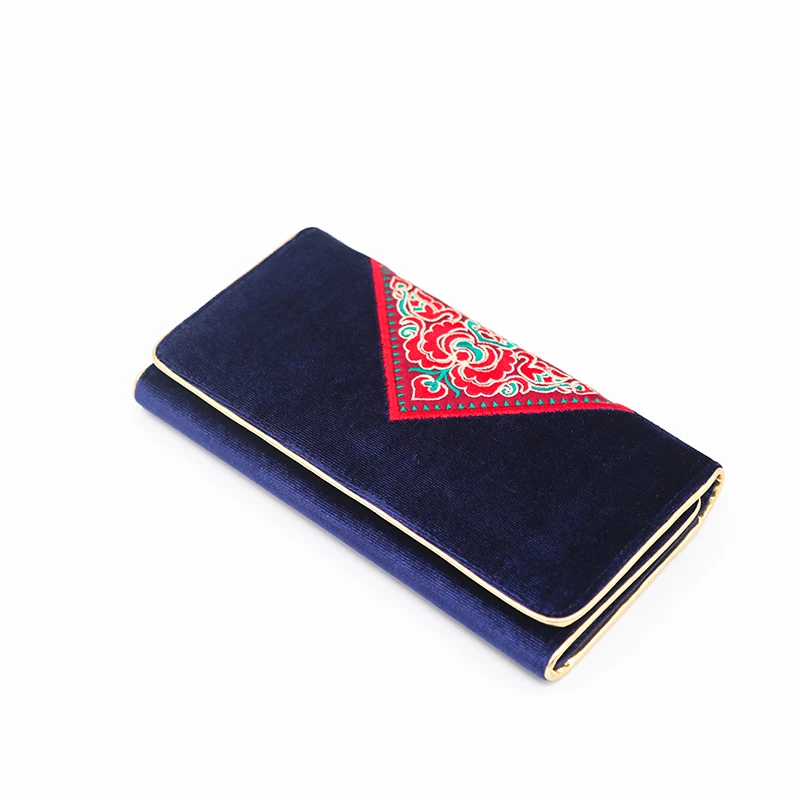 
Factory Wholesale Fashionable Ladies Clutch handbag handembroidery traditional skills 