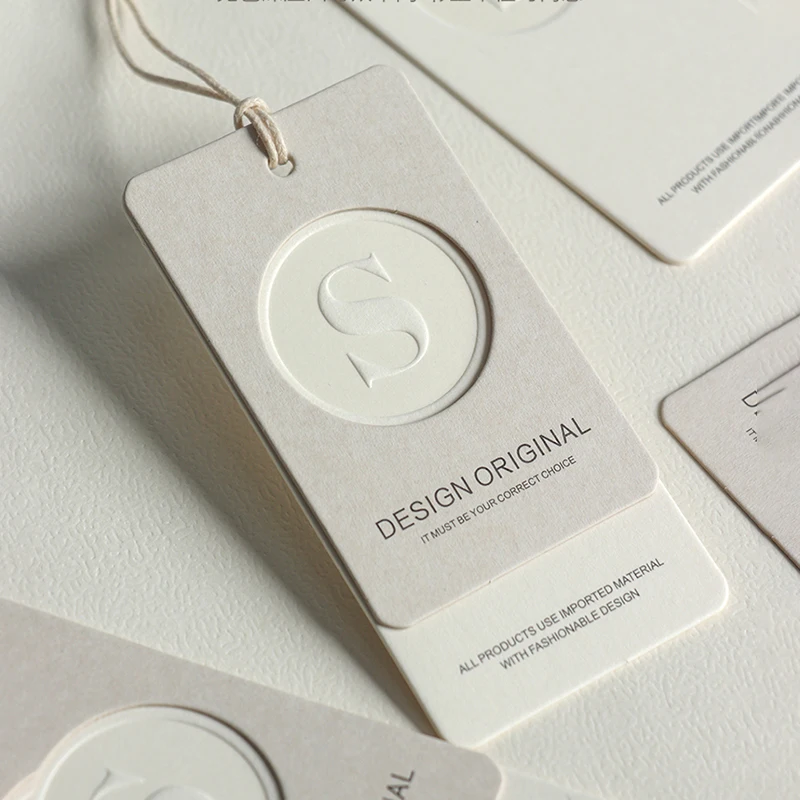 Custom Designed Printing Paper Garment Hangtag Labels Sustainable Clothing Product Tags for Shoes and Bags Foil Technics