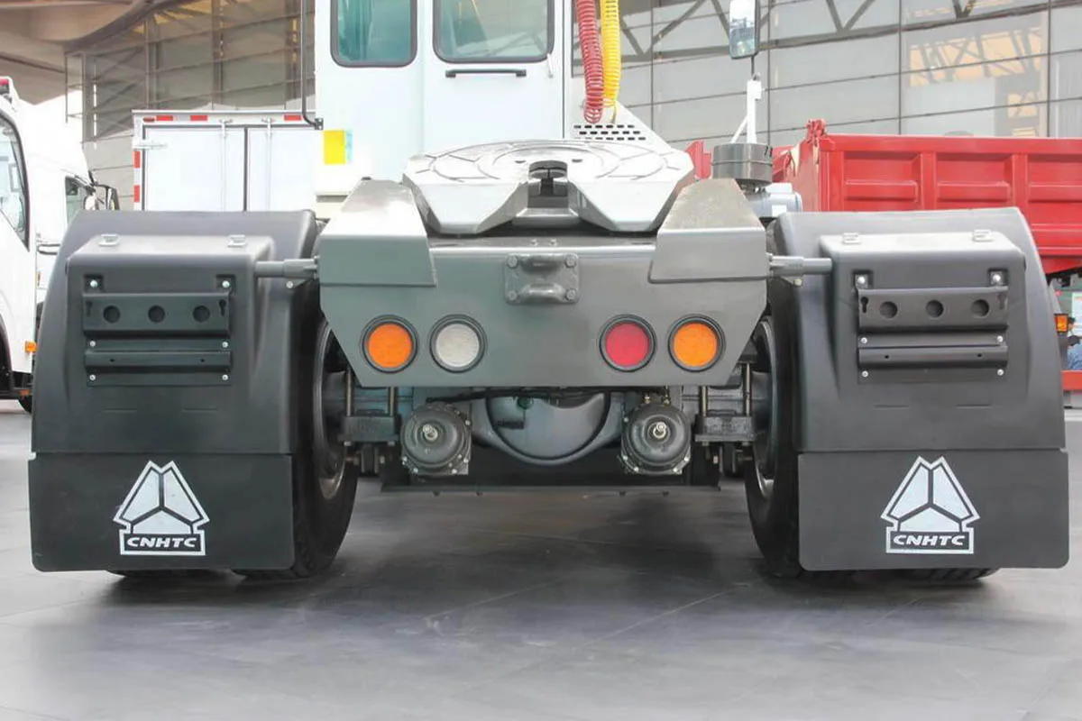 Terminal Tractor Use For Container Transportation Good Quality