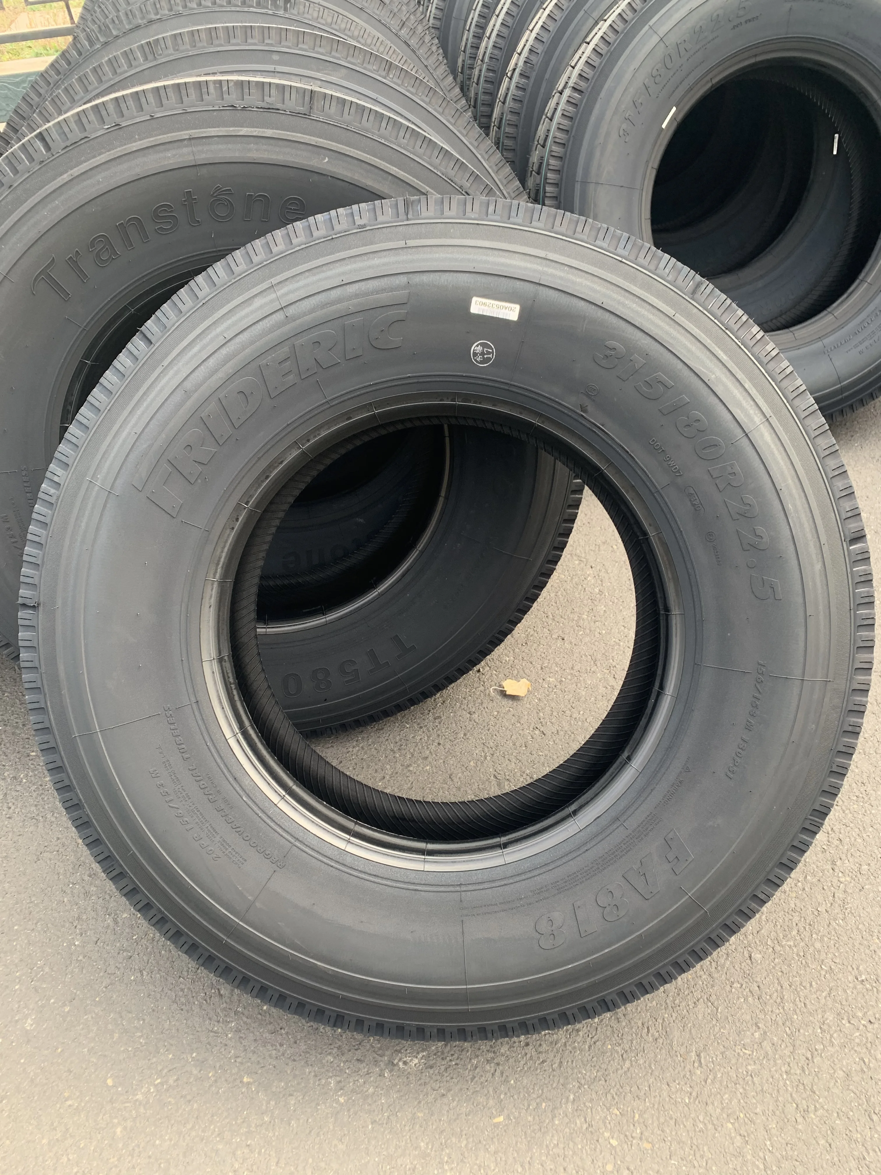 Шина Грузовая Бескамерная китайская CHILONG и FRIDERIC 315/80R22.5 с длинным