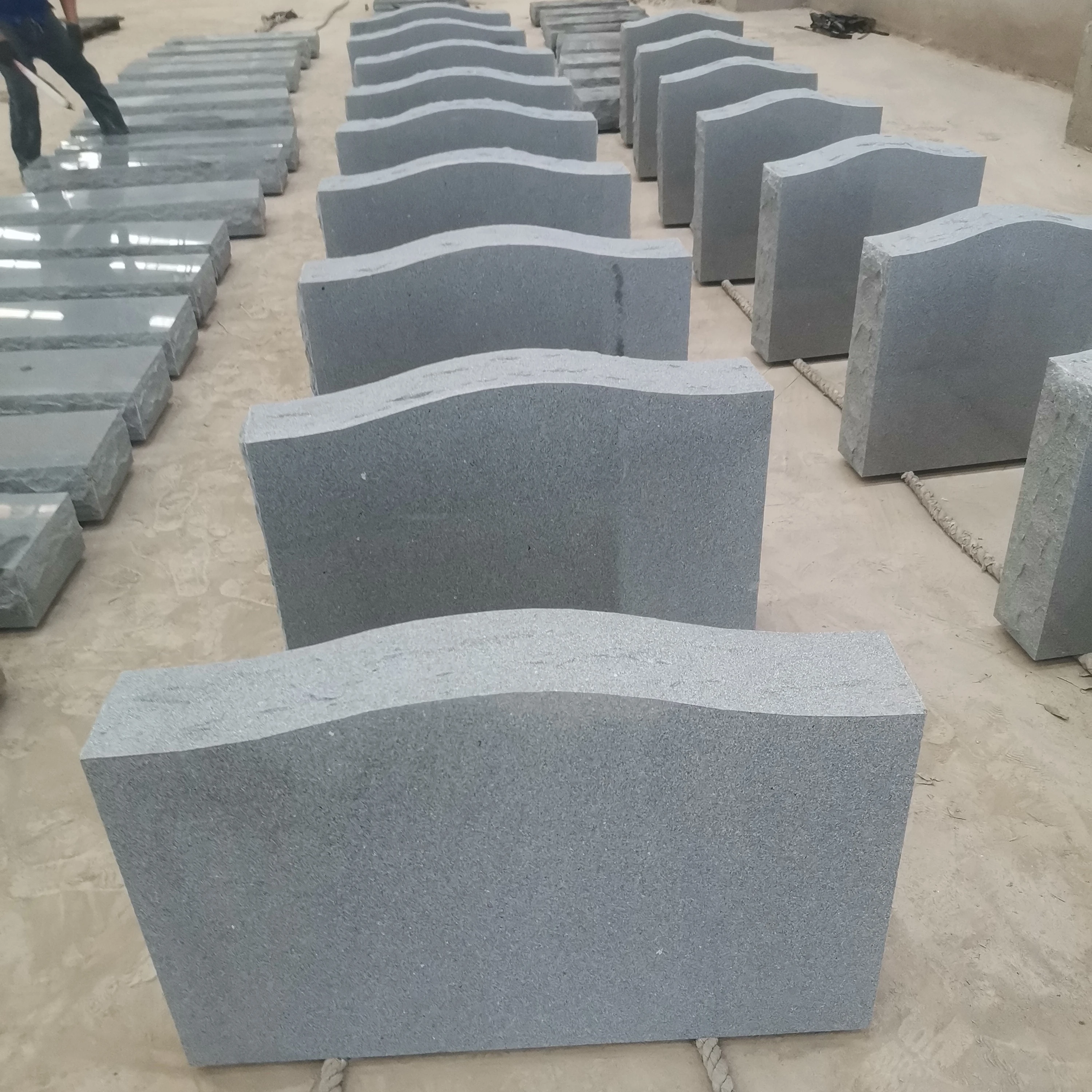 Cheap China Grey Granite Upright Serp Shape Headstones With base for Cemetery Monuments Grave Tombstone