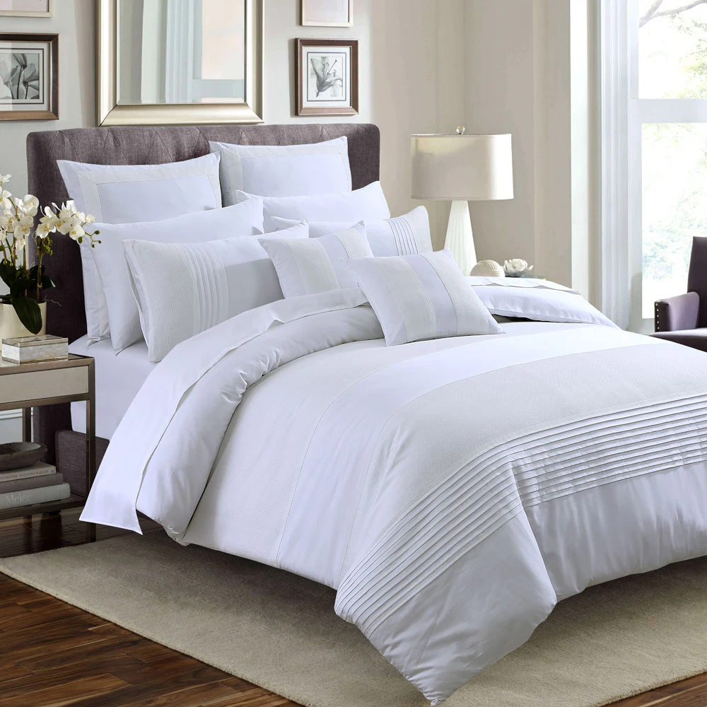 High Quality Solid Pattern Satin Duvet Cover Set Delicate Cotton Sheet Set Classic Design Air-permeable Four Pieces bedding set