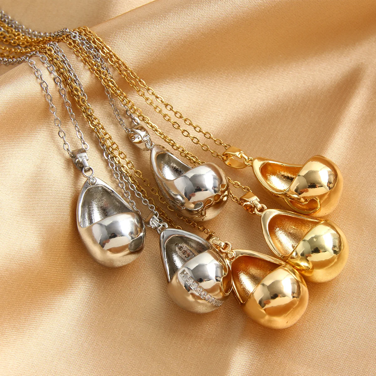 2024 New Arrive 18k Gold Plated Brass Zircon Heart Diamond Water Drop Raindrop Pendant Necklace For Women