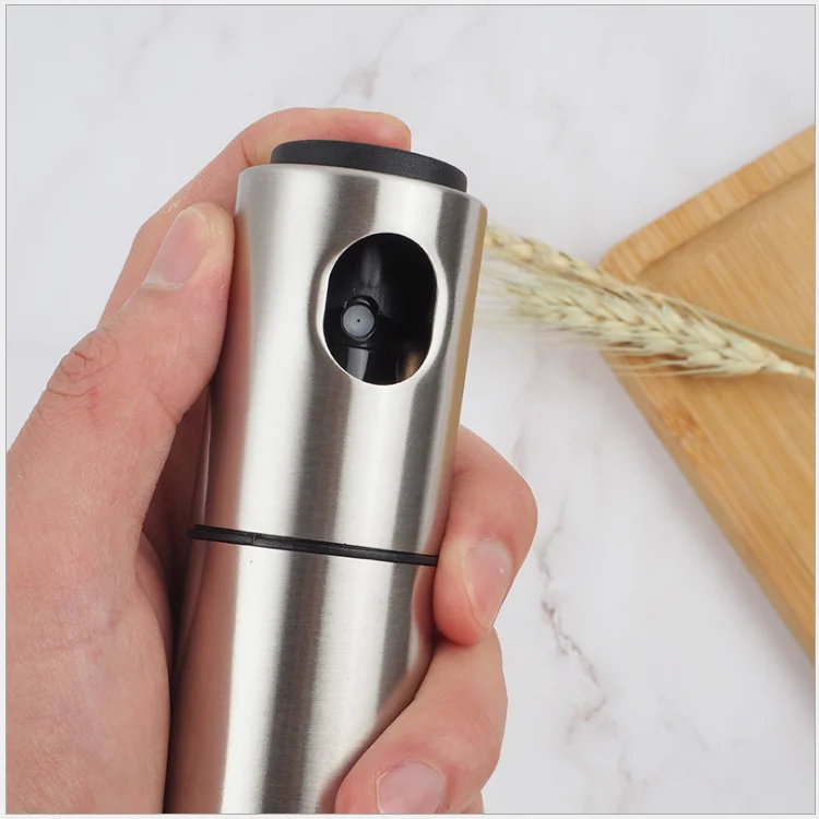 304 Stainless steel oil spray bottle for barbecue and cooking oil sprayer Dispenser vinegar bottle