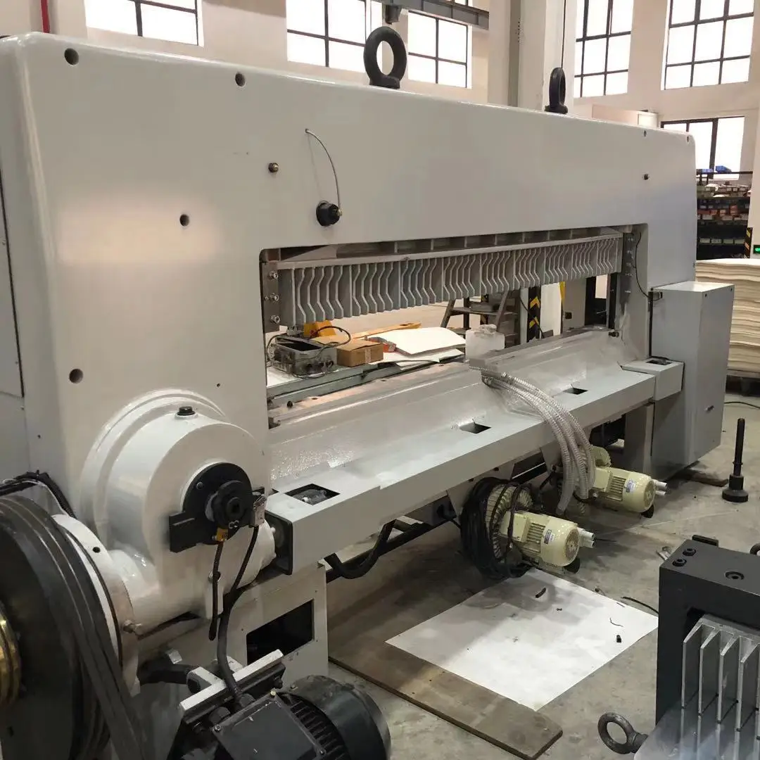 Dapeng paper cutting machine fully automatic A4 large 1850mm polar paper cutter guillotine with double worm wheel SQZK1850DH-15
