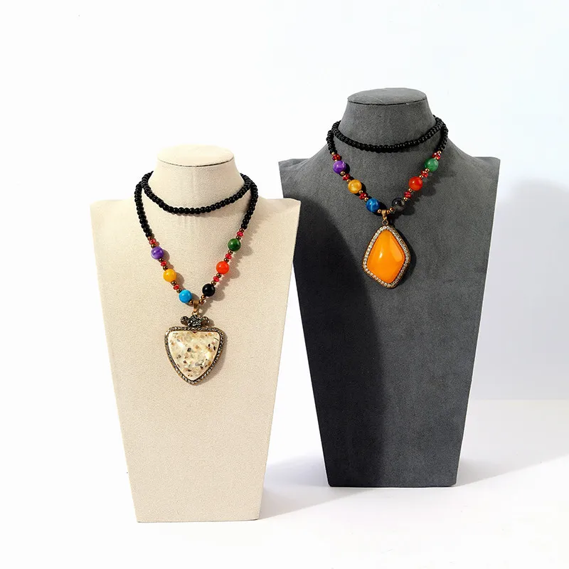 Wholesale Pendant Holder Mannequins Bust Torso Jewellery Display Set Dark Gray Beige Velvet Gray Color Jewelry Necklace Display