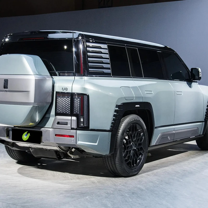 BYD Looking Up U8 2023 Luxury Edition Hybrid Electric New Energy Vehicles Intelligent Eco-friendly Vehicle Used Car