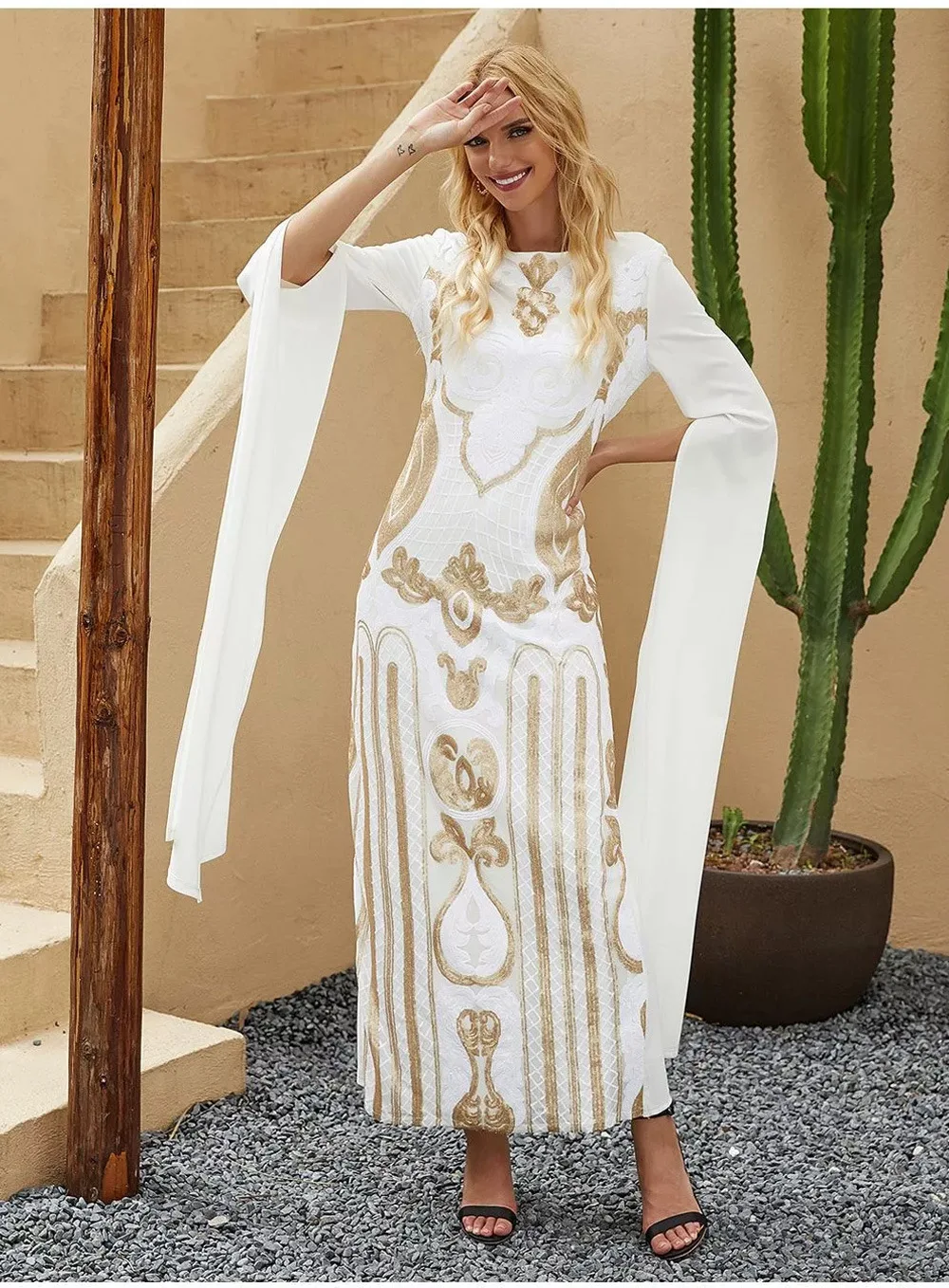 SIPO Eid Satin Fabric Abaya Long Sleeve With Beading Design Wholesale Custom Abaya Dudai Ladies Abaya Dress