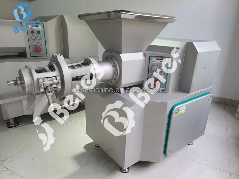 Low temperature meat and bone separator Poultry meat and bone crusher Duck frame Fish  Bone mud machine