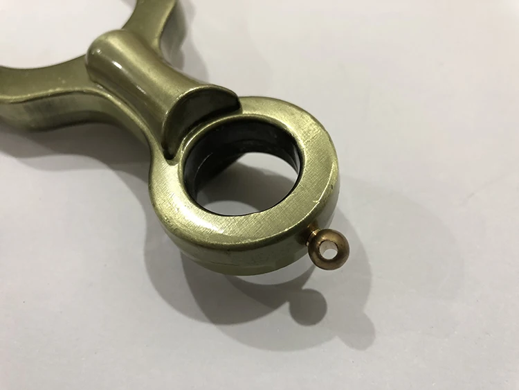 
High Precision Investment Casting Slingshot For Outdoor Hunting And Shooting 