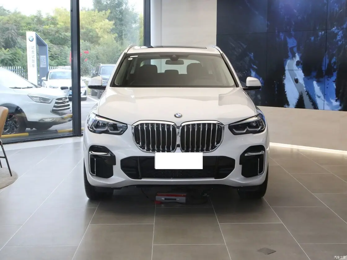 In Stock bmws x5 5-Door 5-Seat Sports X-Drive 30Li 40Li 2024 Gasoline 48v hybrid car Luxury SUV bmws X5 Car 2024