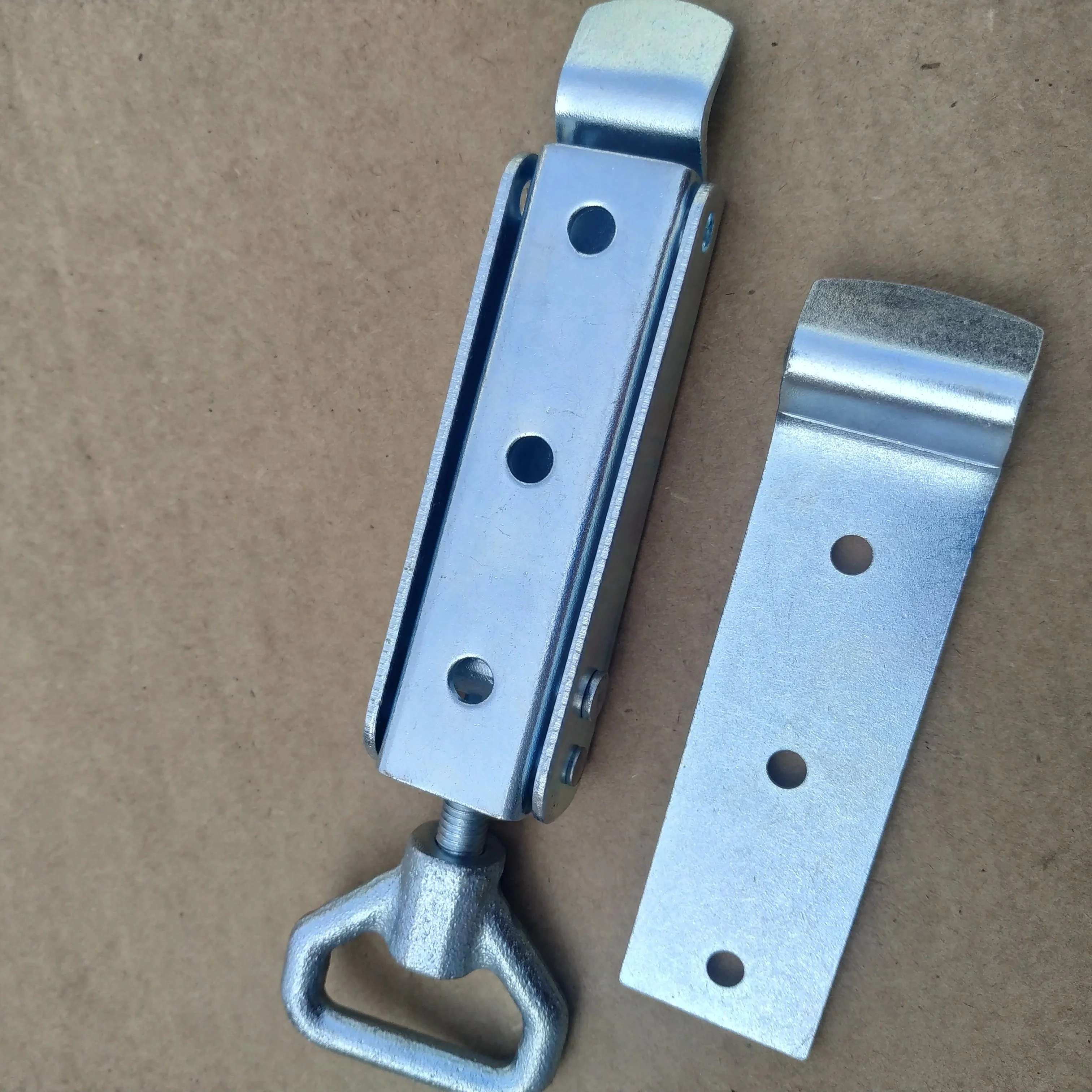 Customized heavy duty toggle lock wooden case toggles