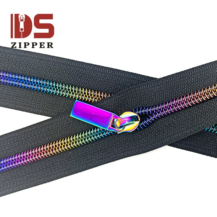 hot sale 5# high quantity golden zipper  environmentally friendly product  custom rainbow nylon zipper