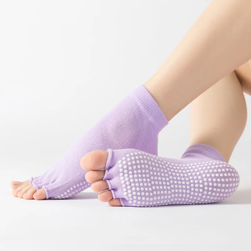 Wholesale Anti-Slip Custom Yoga Socks Grip Gym Floor Sports Five Toe Pilates women Socks