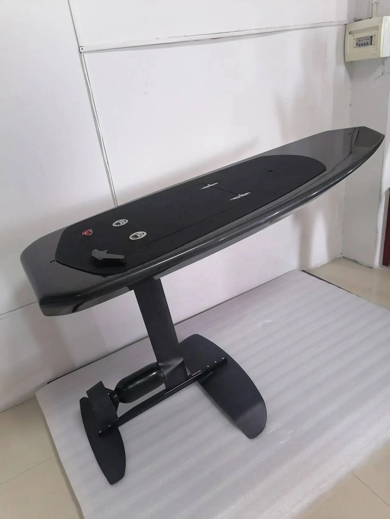 HISUN E-Foil, Electric Foil Board Surf 45 KM/h Hydrofoil With Battery and Motor Efoil 8000W, 30AH