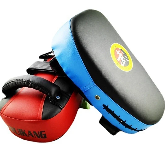 Wholesale Punching Kickboxing Sanda Muay Thai Boxing Mitts Training Focus Hand Target Pads