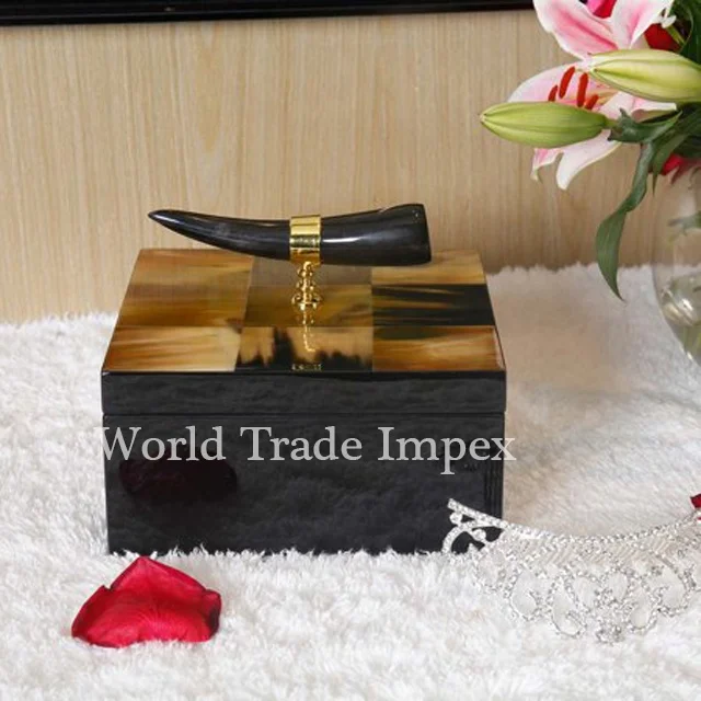 Lacquered MDF and buffalo horn strips inlay box for luxury gift packaging