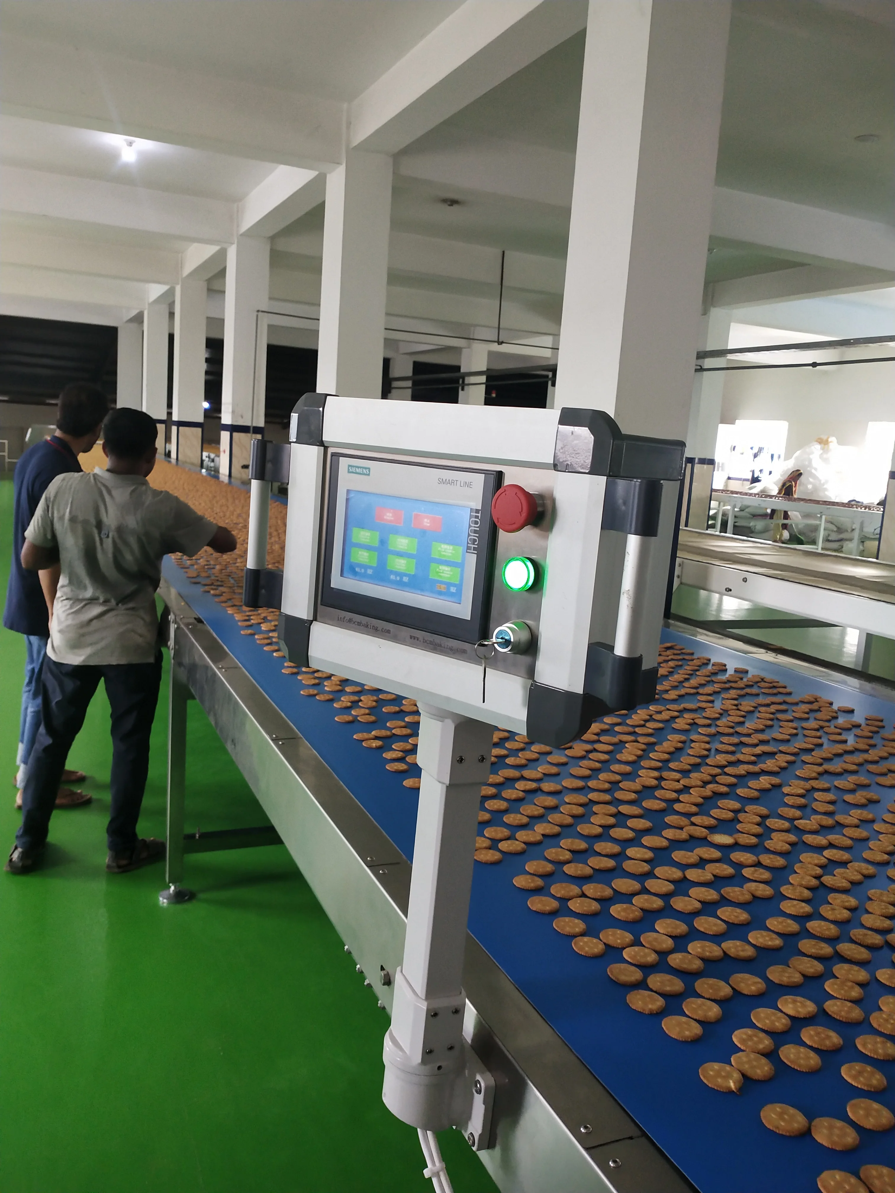 Multifunctional Biscuit Make Machine Hard/Soft  Biscuit Production Line Oven to Make Biscuit PLC Control Factory Price