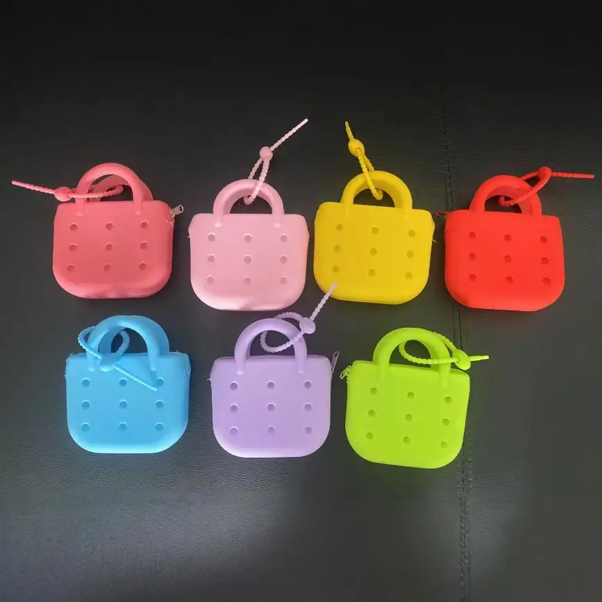 Mobile phone storage bag Diagonal silicone mini coin purse Lightweight and compact new cartoon DIY hole key case