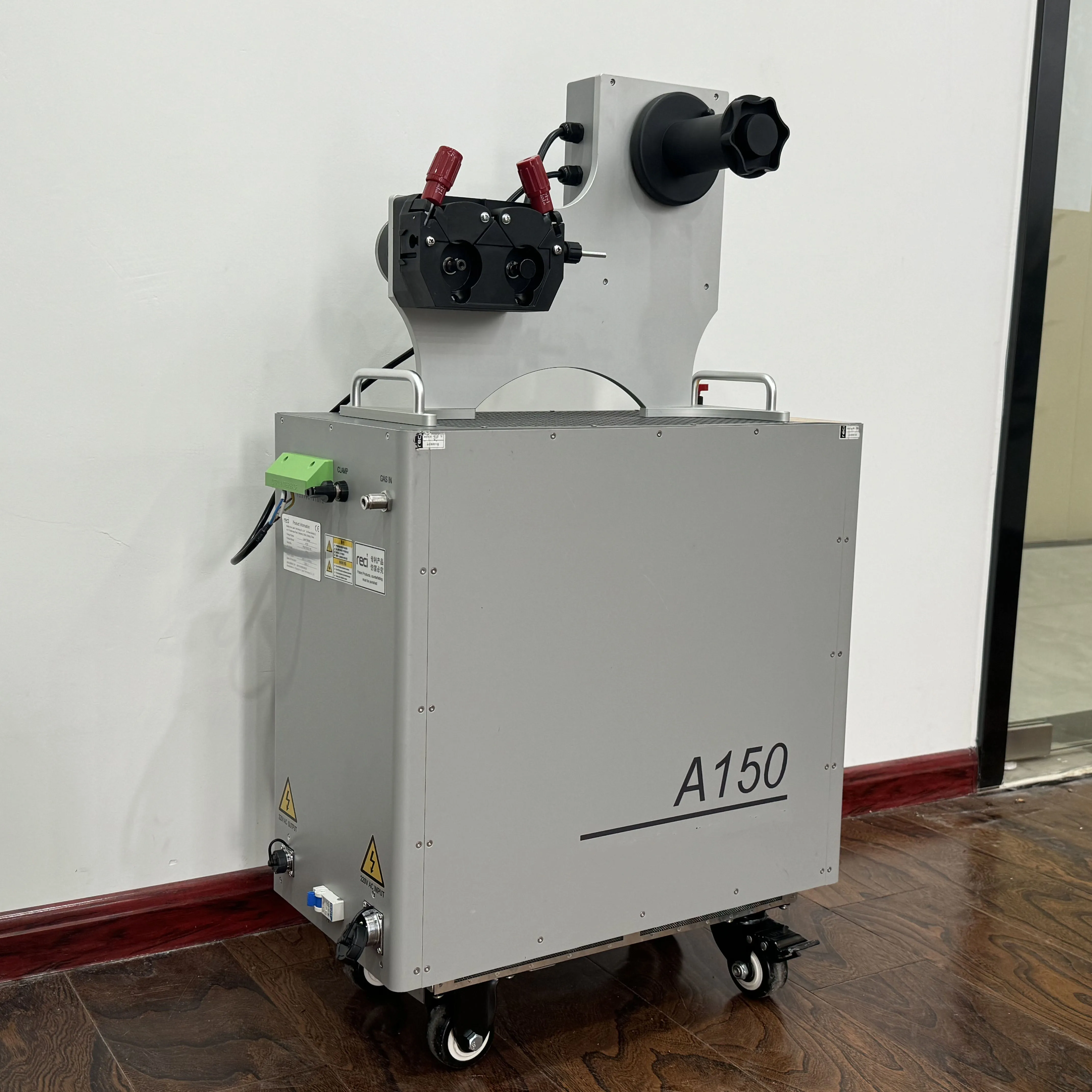 Factory Price 1200w Air Cooling  Laser Cutting Pequeno Laser Welding Machine 1200w Air Cooled Laser Welder