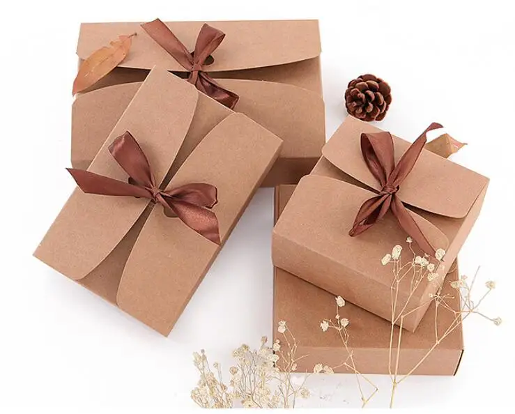Guangzhou manufacturer custom envelope party wedding favors kraft paper bakery candy chocolate boxes for cake