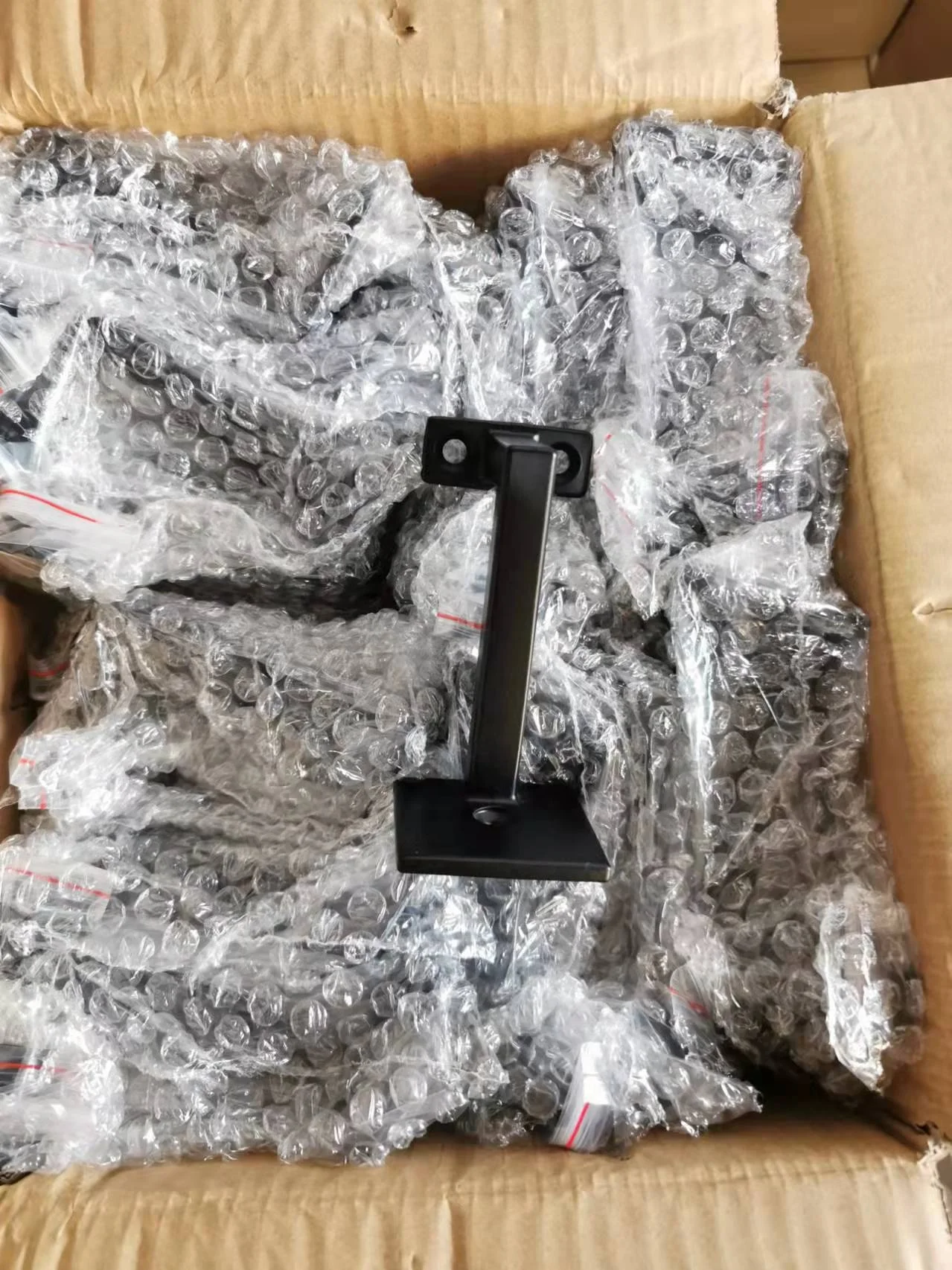 JYD Home Square Base Satin  Black Zinc Alloy Handrail Brackets for wood railing support (HB-603  ) - Stair railing parts