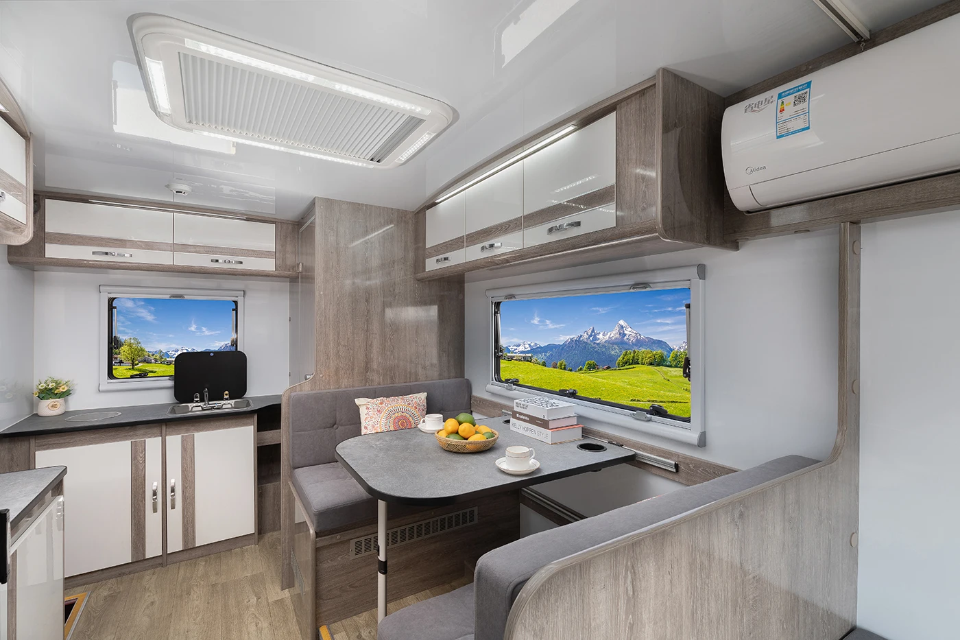 Manufacturer Custom Wholesale Mobile Camping Rv Trailer Caravan Off Road Camper Travel Trailer