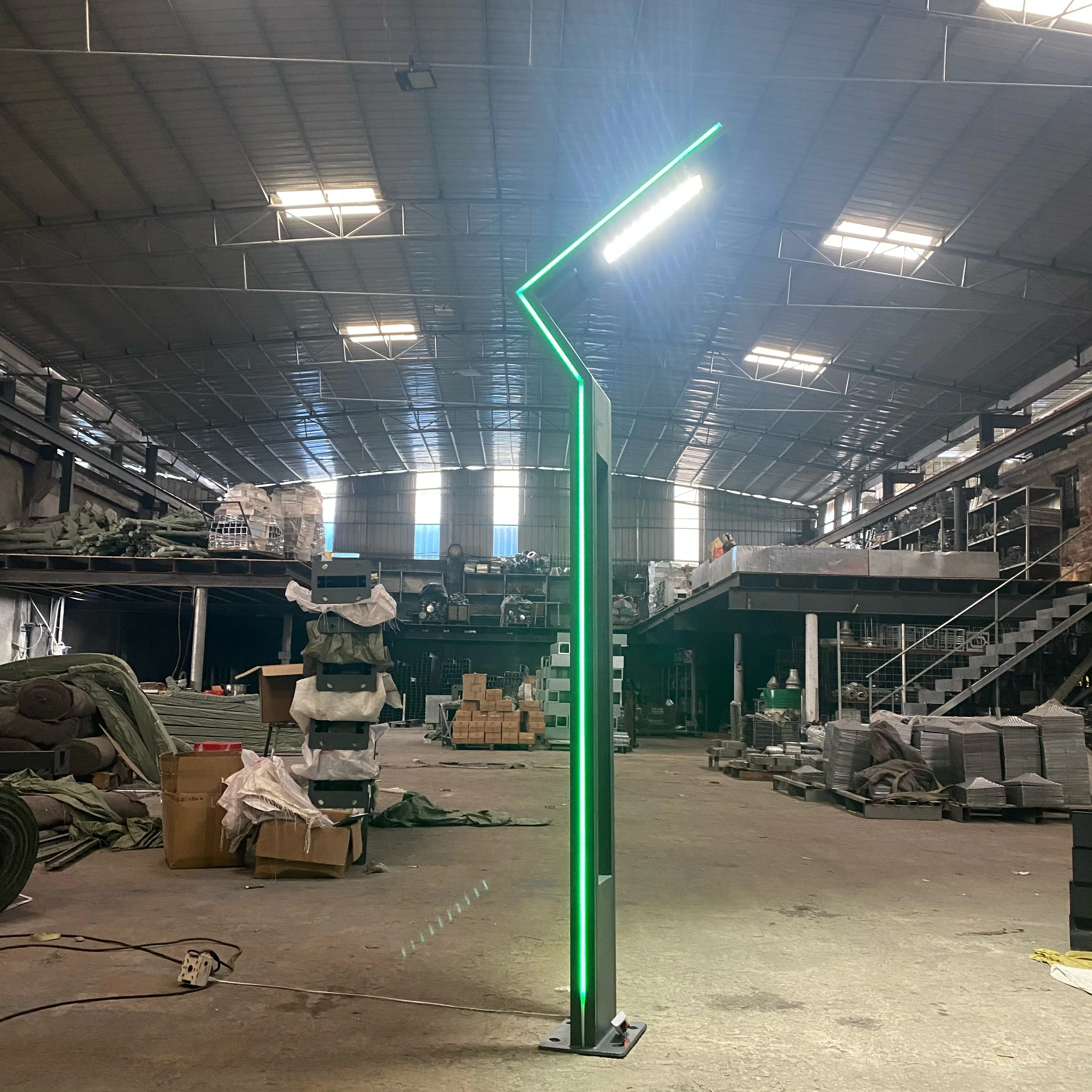 Wholesale of outdoor aluminum landscape lights in factories LED poles park communities, streets, waterproof modern garden lights