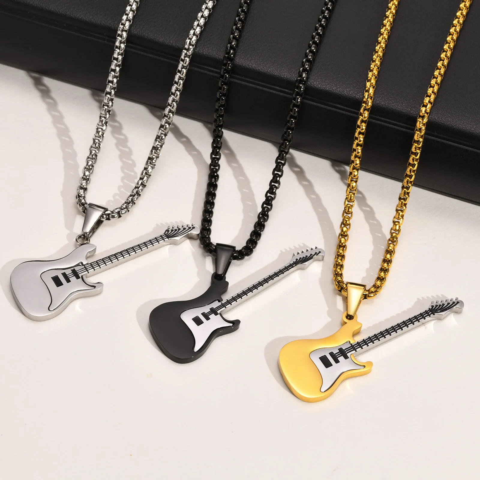 Personality Men Titanium Steel Necklace Jewelry Trendy Hip Hop Stainless Steel Guitar Pendant Street Classic Fashion Personality
