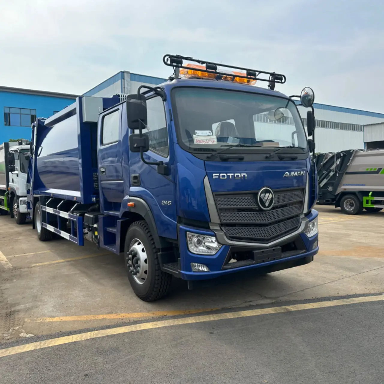 Китай Foton компримированный мусоровоз мусороуловитель грузовик задний погрузчик 4x2 6x4 для продажи