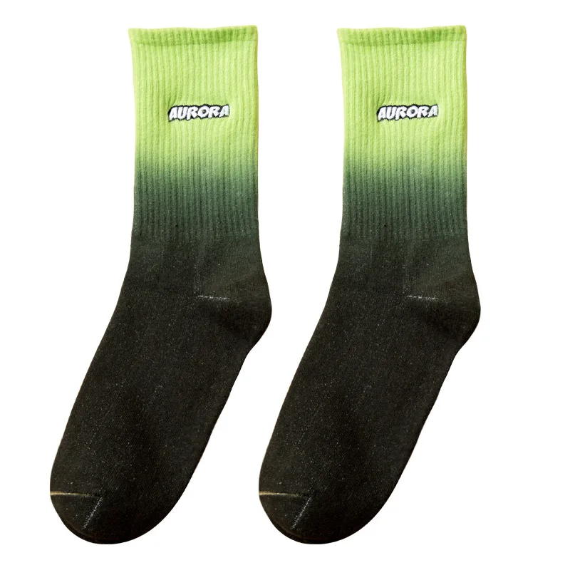 Stylish Autumn Winter Men Women Socks Young Girl Boys Street Sport Wear Cotton Long Tube Crew Socks Gradient Color Tie Dyed