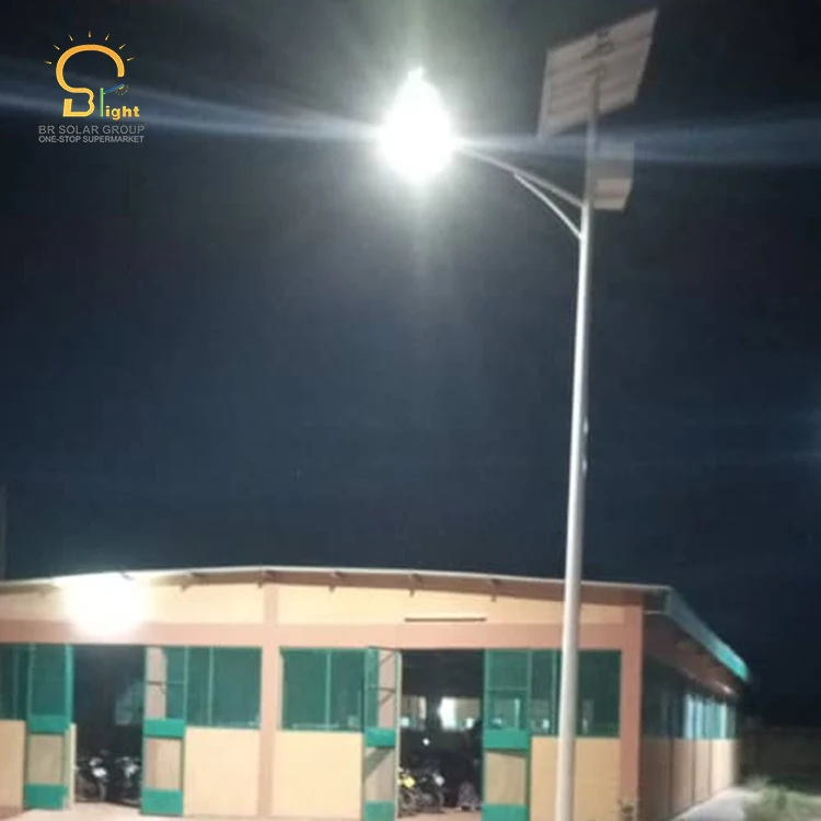 Hot sale Super brightness solar ip camera solar street light pole with light