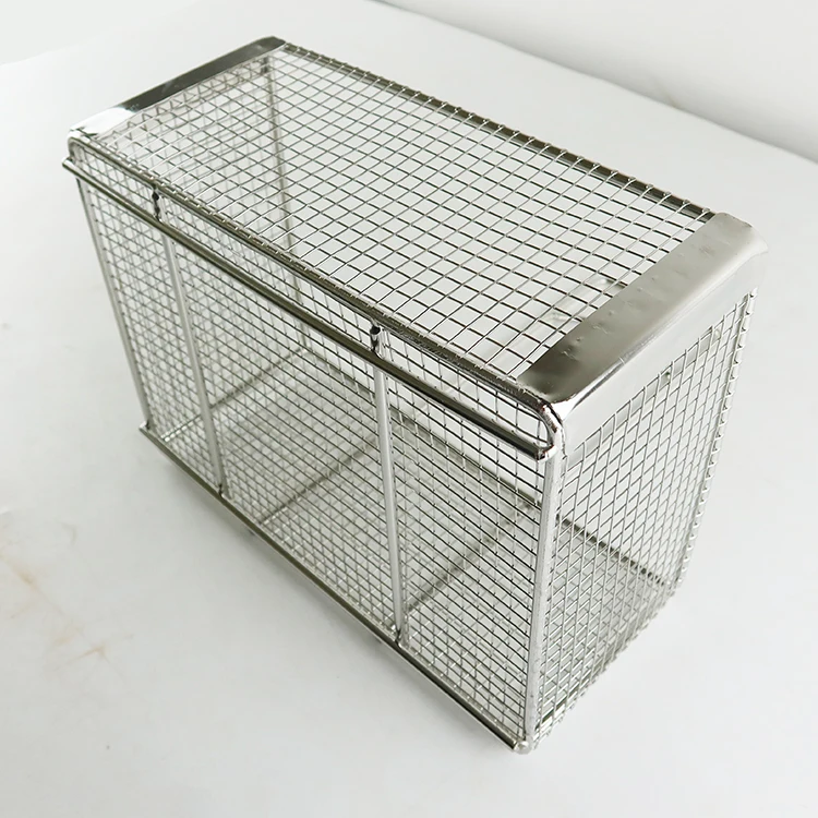 Customized Farmhouse Metal Wire Mesh Food Organizer Storage Bin Basket with Handles Under Shelf Hanging Wire Storage Basket