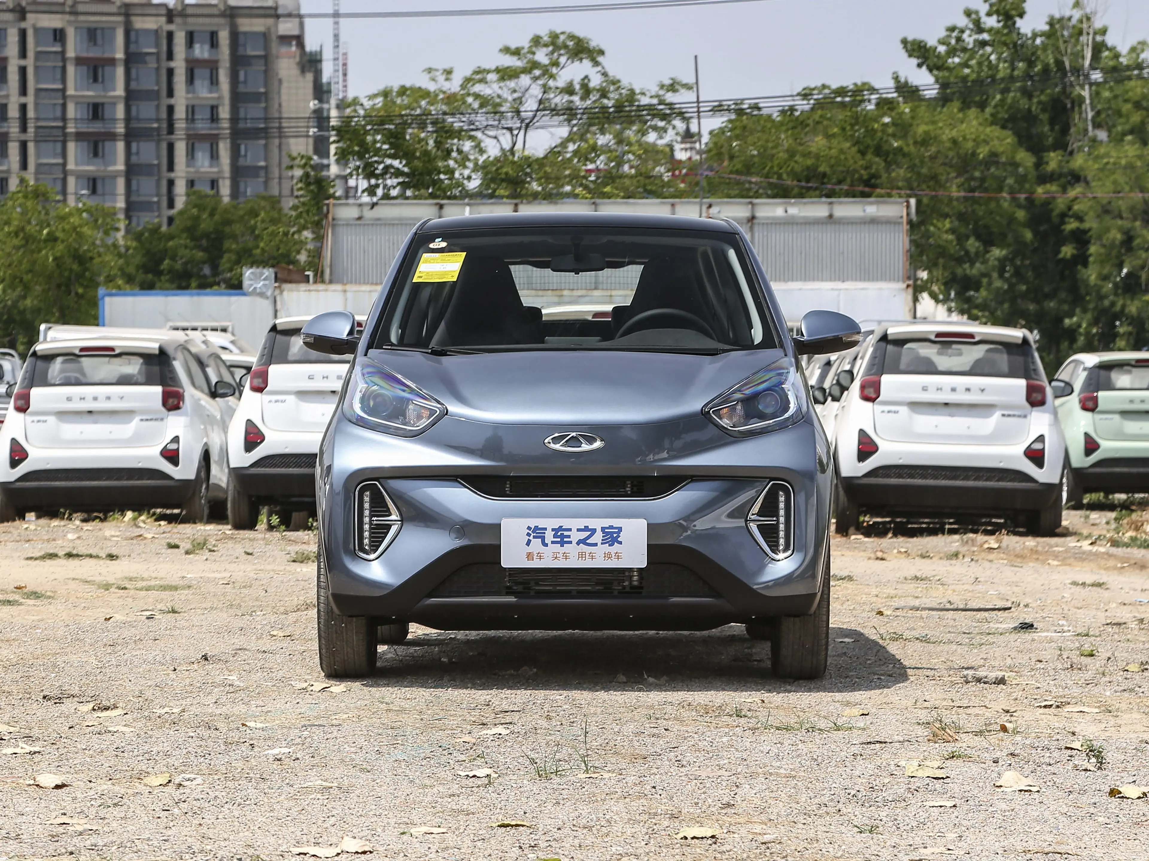 Little Ant Wholesale Cheap 251 301 408km Electric Vehicle New Energy Autos Chery EV Used Cars Mini Car