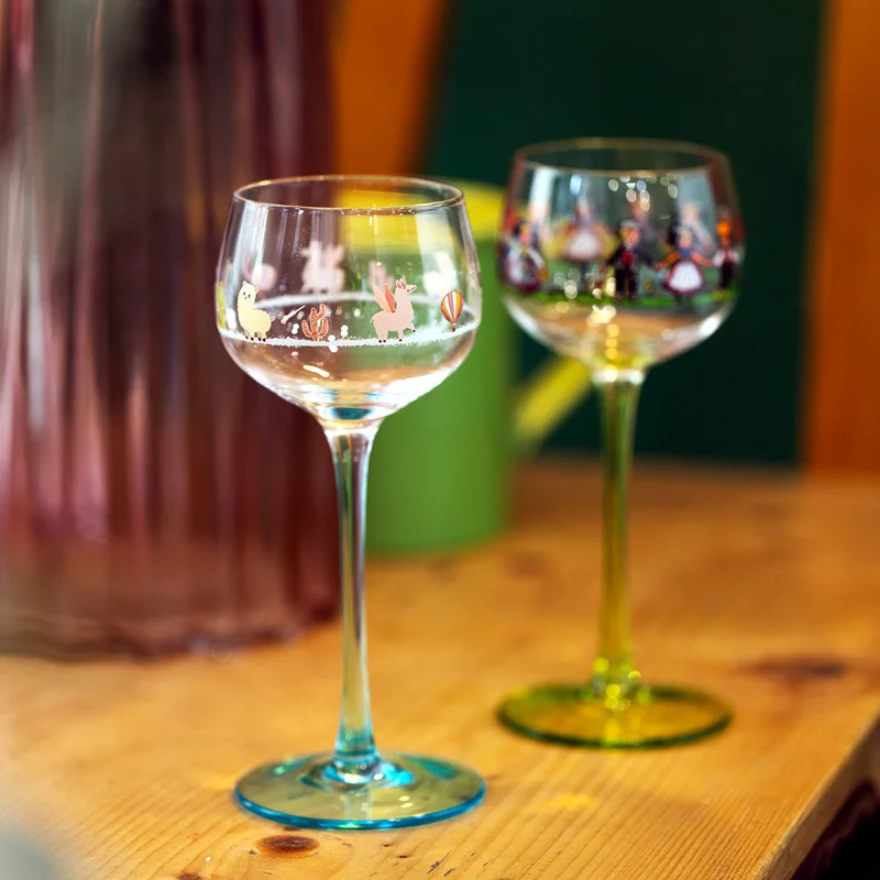 Factory wholesale Alsace Little foreigner design tall goblet wine glass champagne cup for home and bar usage