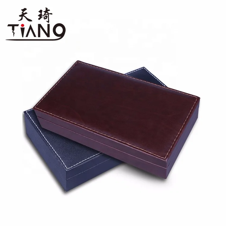 New Style Fashion Eco-Friendly Zinc Alloy Wine Opener Gift Set Red Wood Bar Accessories Set with Leather PU Wine Opener