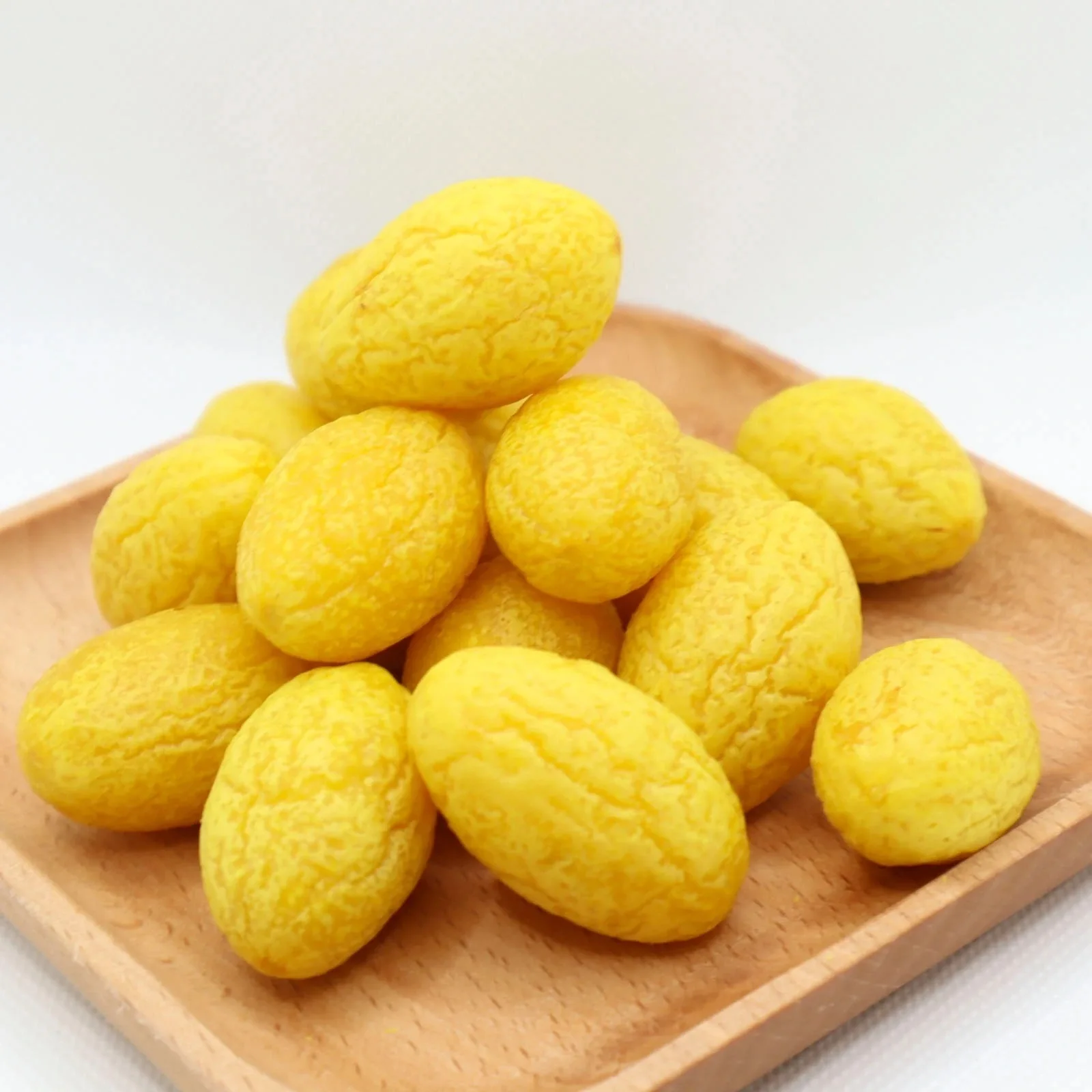 Wholesale candied yellow olives, licorice olives, dried fruits