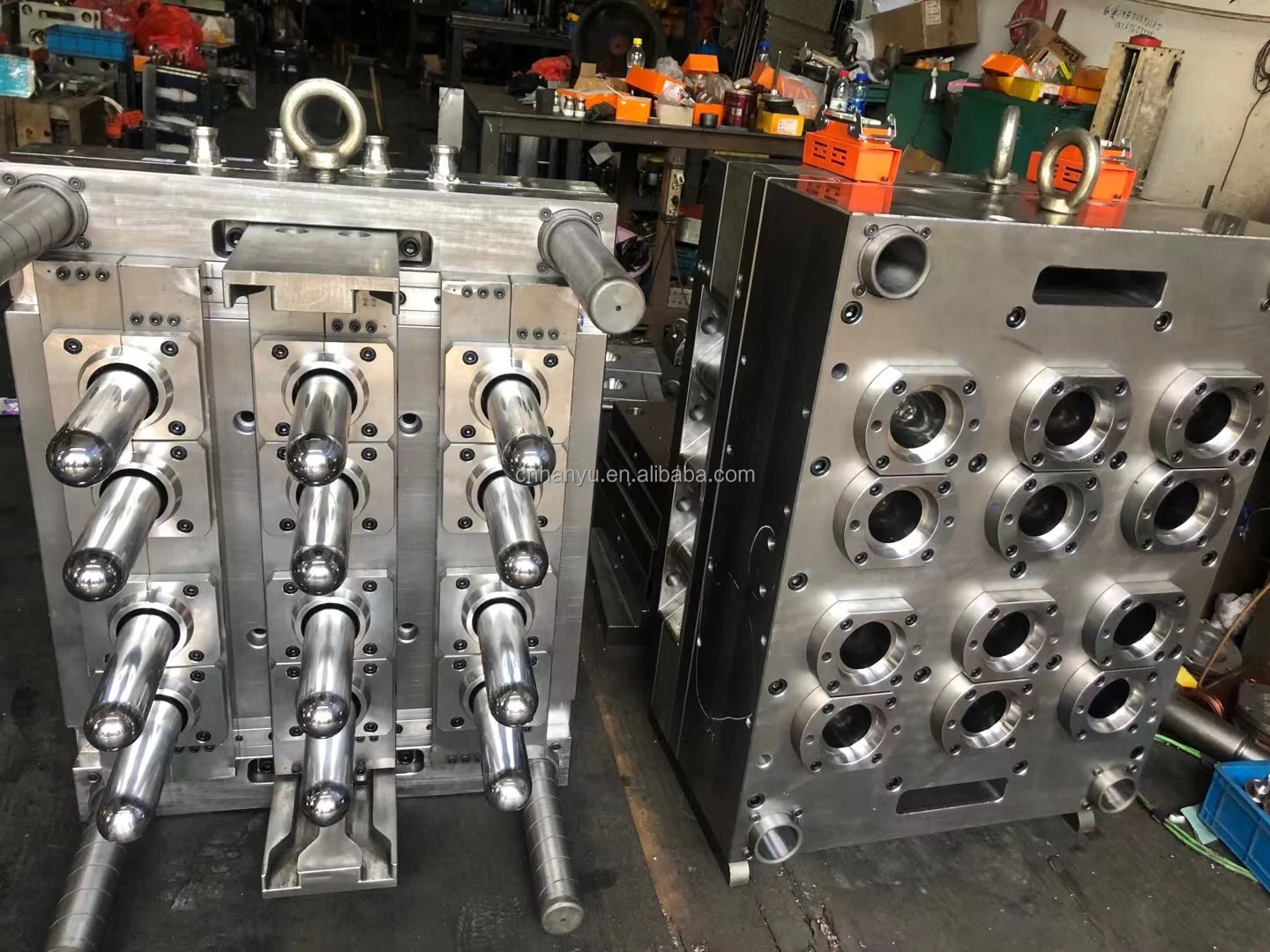 P20 718 2344 2316 35crmo 3Cr13 S136 изготовленная на заказ китайская форма для литья под давлением