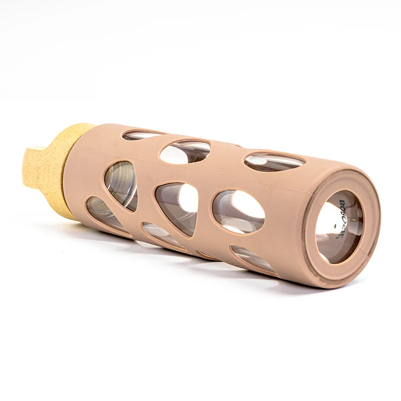 Wholesale factory reusable silicone sleeve glass water bottle with handle lid