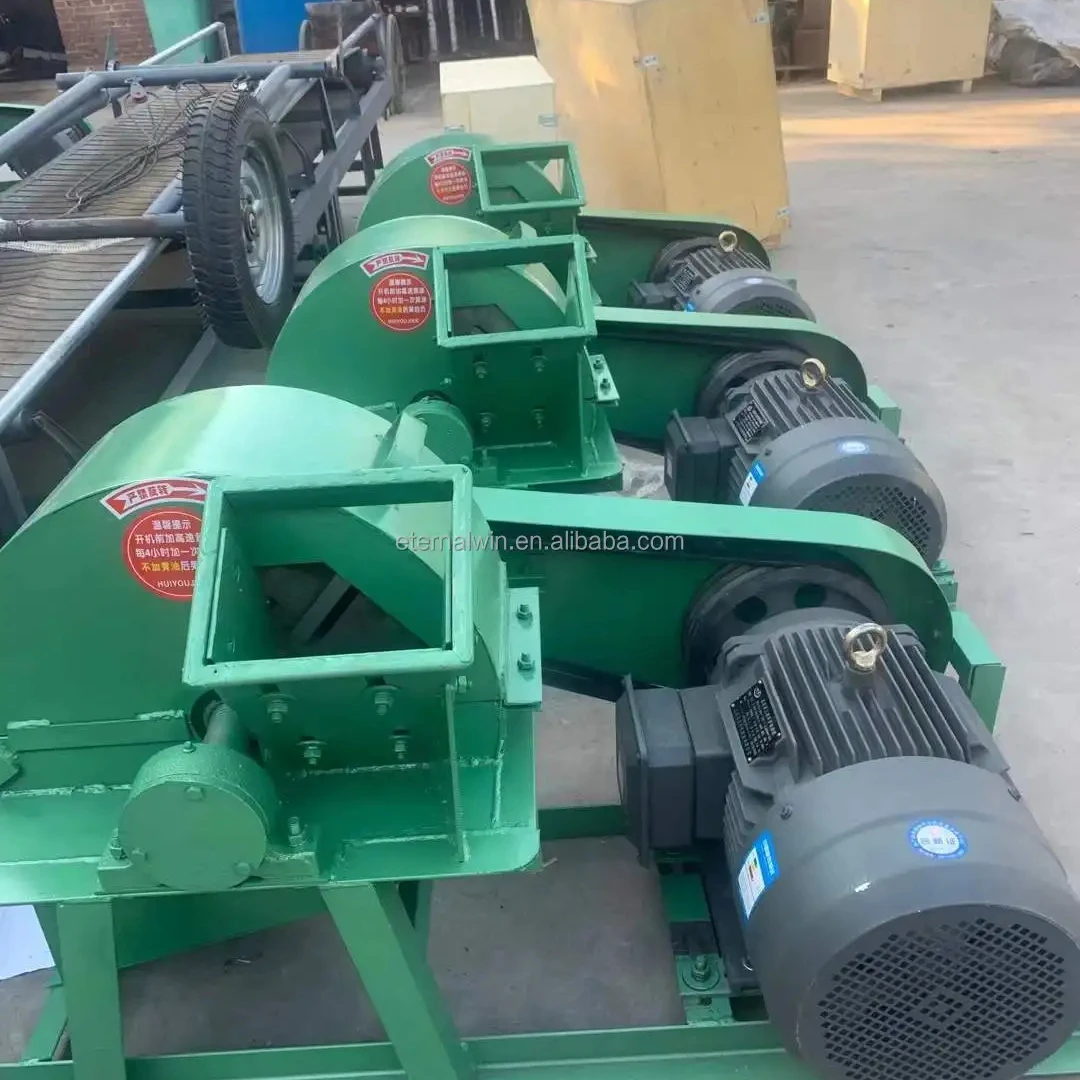 Coconut shell grinding agricultural diesel wood sawdust crushing machine waste wood crusher machine price for biochar pellet