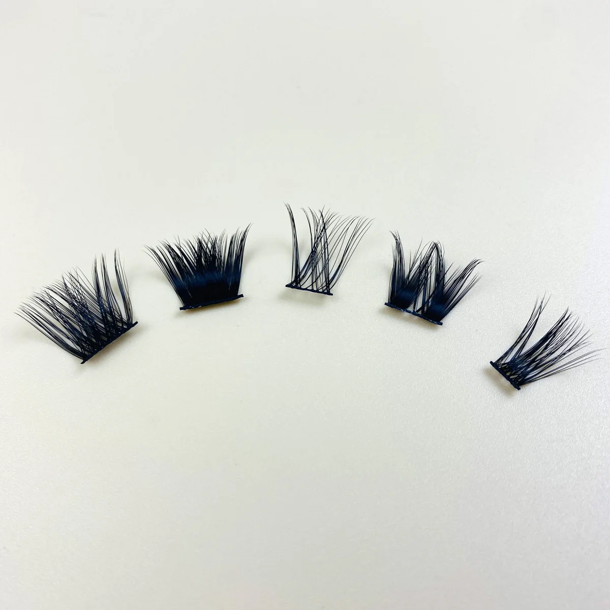 Self Grafting Diy Eyelash Extensions Pre Mapped Lashes Wide Cluster Segment Strip Lashes Faux Mink Vegan Pre Cut lashes