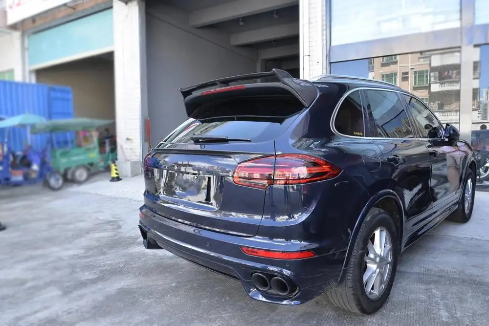 Carbon Fiber Sport Middle Spoiler for Porsche Cayenne 958 Turbo S Sport 4-Door 2015-2017